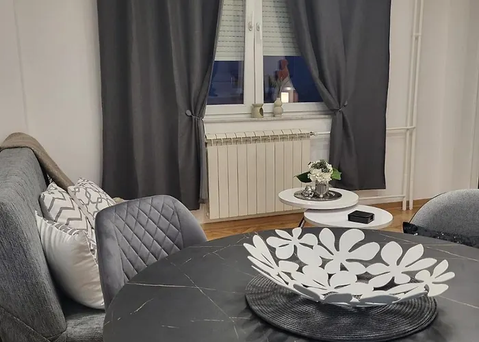 公寓 Innocence Sajam