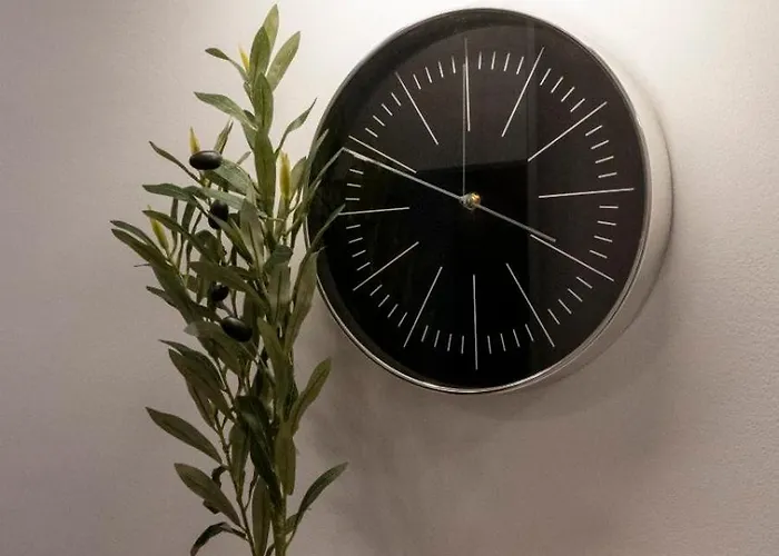 Innocence Sajam 诺威萨