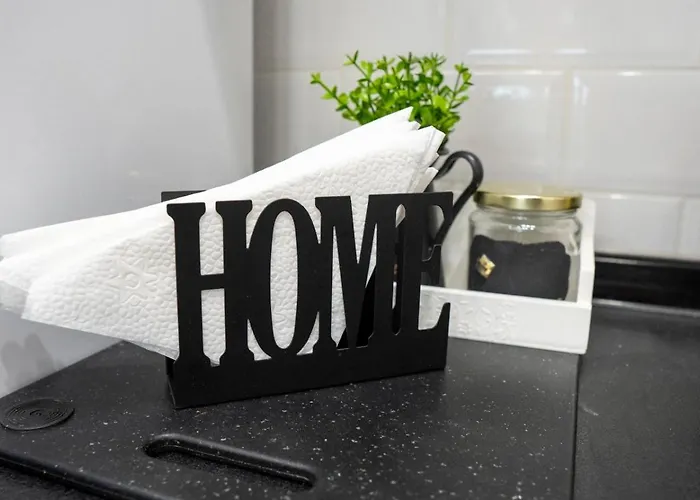 Innocence Sajam * 诺威萨